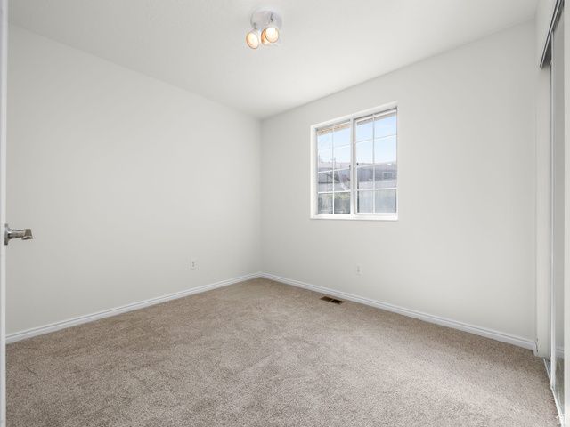 6636 S MILFOIL CIR, West Jordan, UT 84081