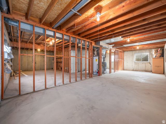 6636 S MILFOIL CIR, West Jordan, UT 84081