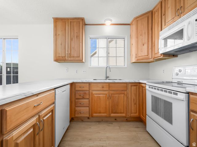 6636 S MILFOIL CIR, West Jordan, UT 84081