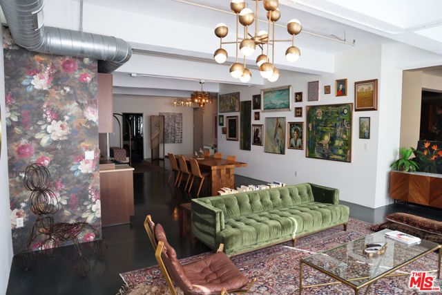 849 S Broadway 906, Los Angeles, CA 90014