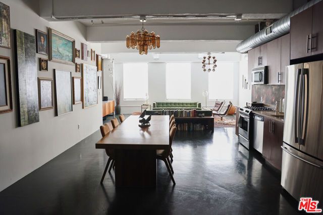 849 S Broadway 906, Los Angeles, CA 90014