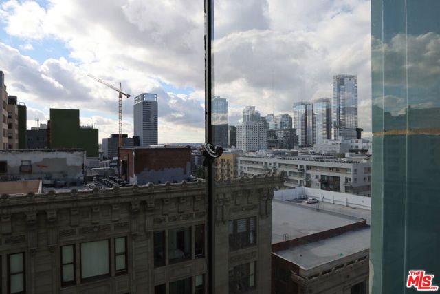849 S Broadway 906, Los Angeles, CA 90014