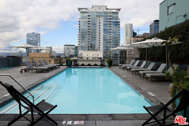 849 S Broadway 906, Los Angeles, CA 90014