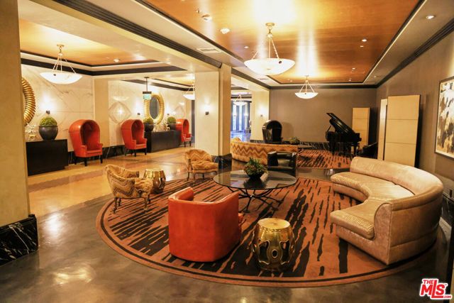 849 S Broadway 906, Los Angeles, CA 90014