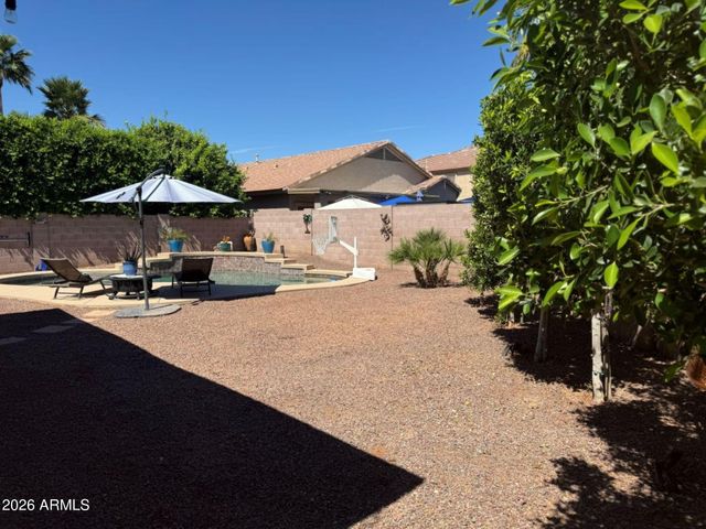 15640 W VENTURA Street, Surprise, AZ 85379