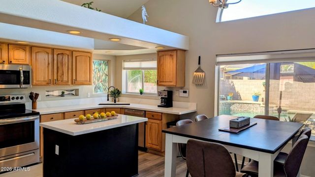 15640 W VENTURA Street, Surprise, AZ 85379