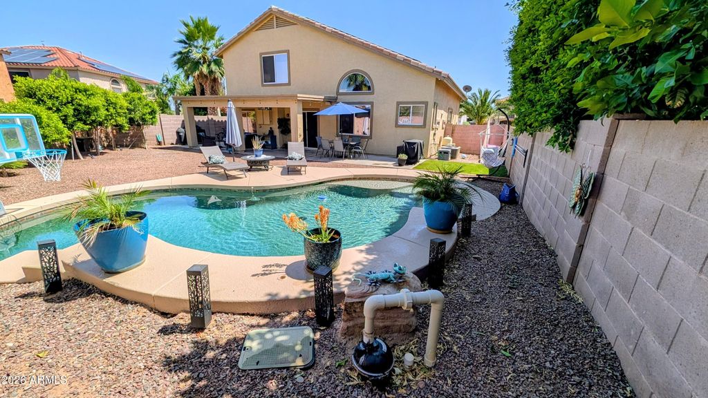 15640 W VENTURA Street, Surprise, AZ 85379