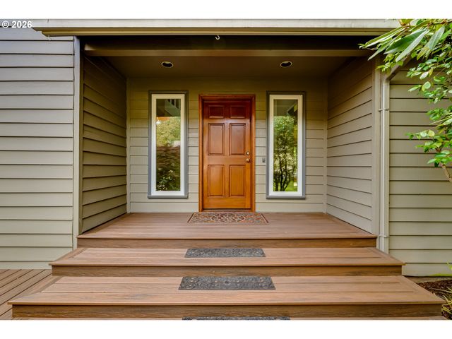 1244 COURTNEY Pl, Eugene, OR 97405