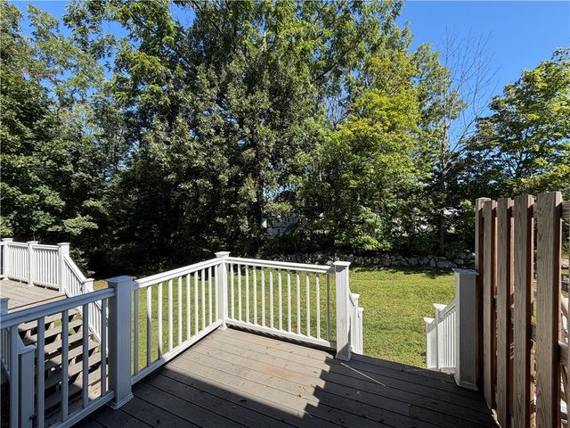 445 Fairview Avenue 6, Coventry, RI 02816