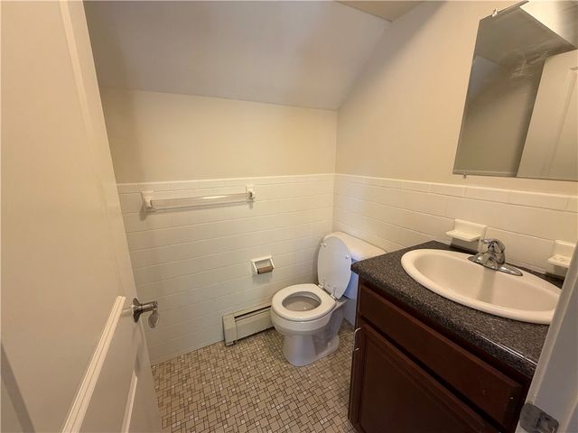445 Fairview Avenue 6, Coventry, RI 02816