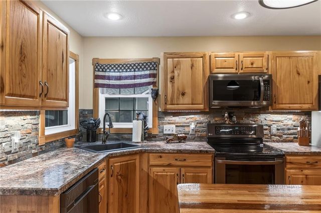 11025 NE 125th Terrace, Liberty, MO 64068