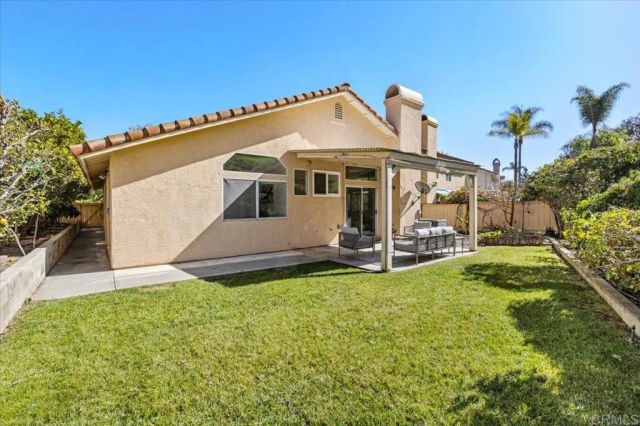 2077 Tiffany Dr, Oceanside, CA 92056