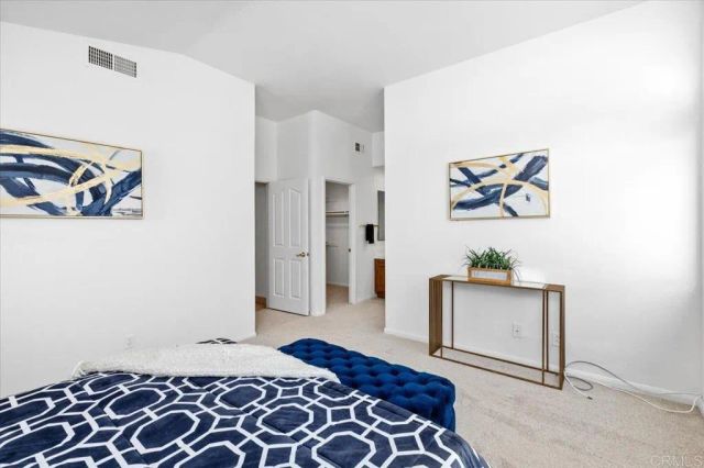 2077 Tiffany Dr, Oceanside, CA 92056