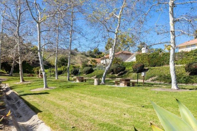 2077 Tiffany Dr, Oceanside, CA 92056