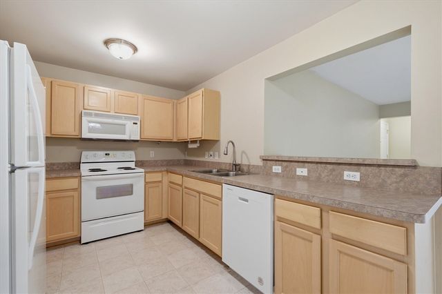 2910 Signature Boulevard, Ann Arbor, MI 48103
