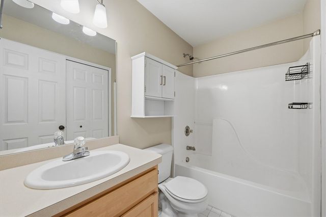 2910 Signature Boulevard, Ann Arbor, MI 48103