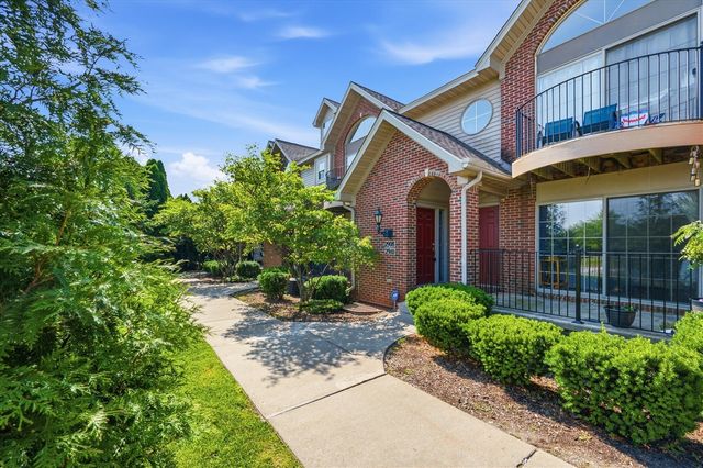 2910 Signature Boulevard, Ann Arbor, MI 48103