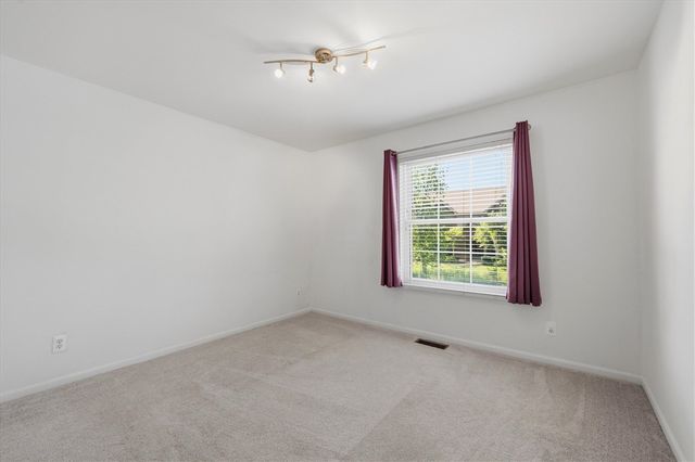 2910 Signature Boulevard, Ann Arbor, MI 48103