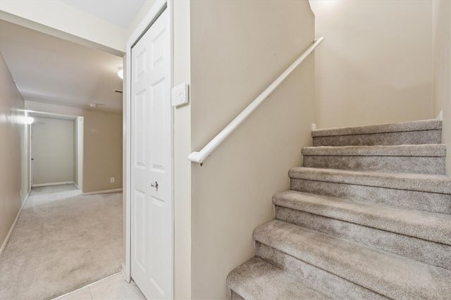 2910 Signature Boulevard, Ann Arbor, MI 48103