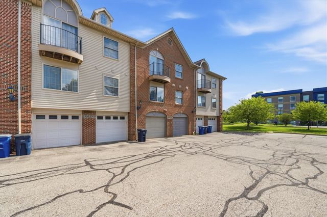 2910 Signature Boulevard, Ann Arbor, MI 48103