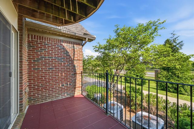 2910 Signature Boulevard, Ann Arbor, MI 48103