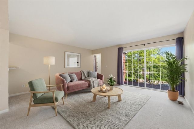 2910 Signature Boulevard, Ann Arbor, MI 48103