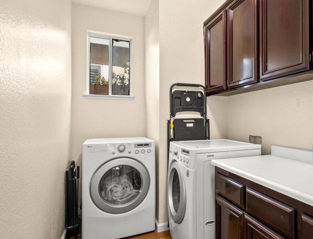 1707 Poppy Dr, Rocklin, CA 95765