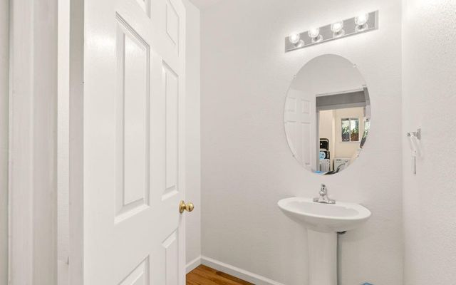 1707 Poppy Dr, Rocklin, CA 95765