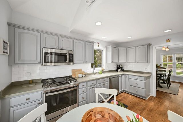 2162 74th STREET, Wauwatosa, WI 53213