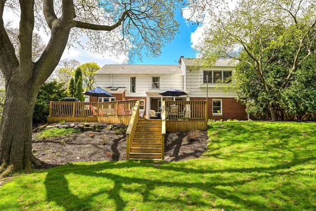 2162 74th STREET, Wauwatosa, WI 53213