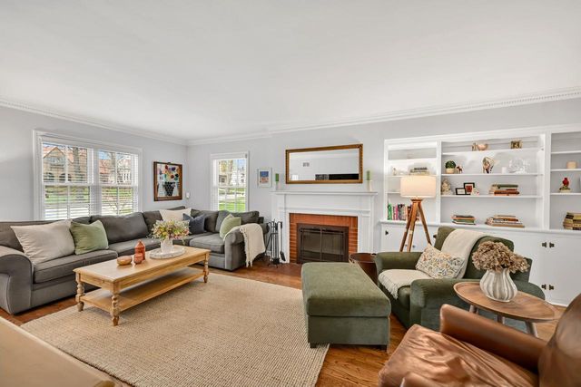 2162 74th STREET, Wauwatosa, WI 53213