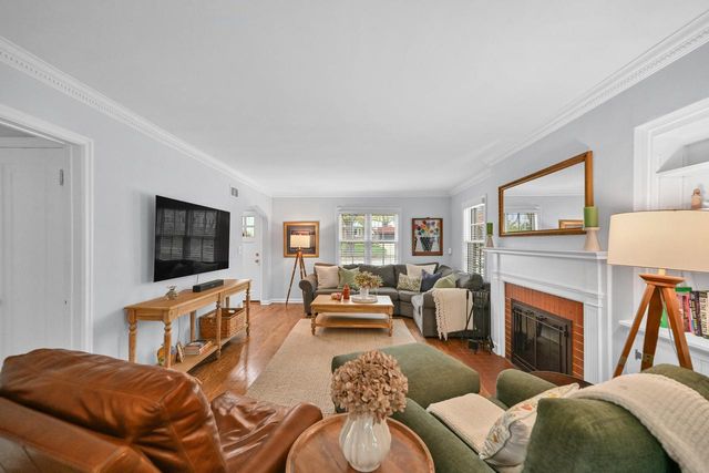 2162 74th STREET, Wauwatosa, WI 53213