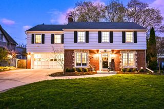 2162 74th STREET, Wauwatosa, WI 53213
