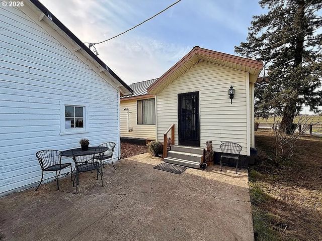 23625 S HIGHWAY 99W, Amity, OR 97101