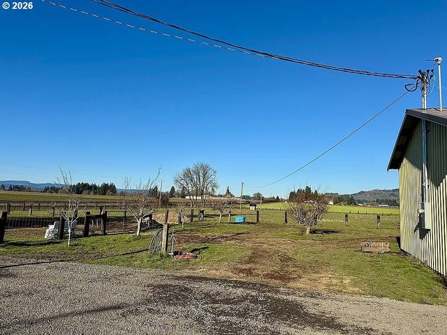 23625 S HIGHWAY 99W, Amity, OR 97101