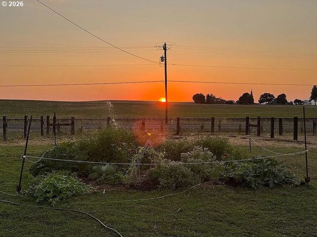 23625 S HIGHWAY 99W, Amity, OR 97101