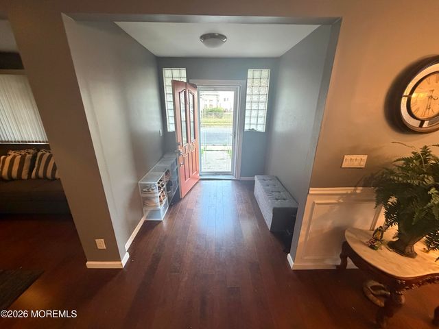 105 Hudson Avenue, North Middletown, NJ 07748