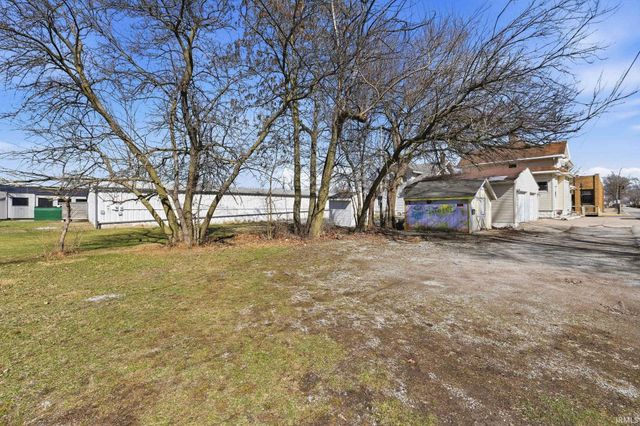 622 Broadway Street, New Haven, IN 46774