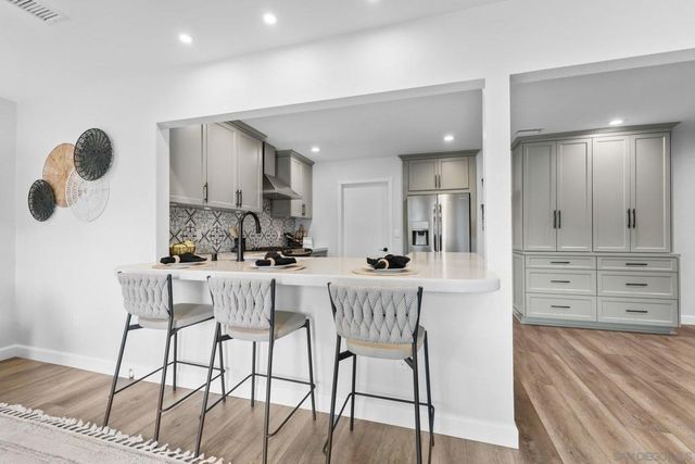 10364 Woodpark Dr, Santee, CA 92071