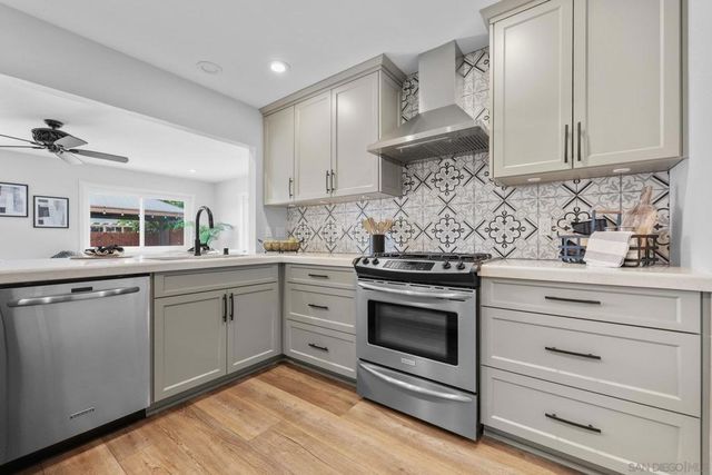 10364 Woodpark Dr, Santee, CA 92071