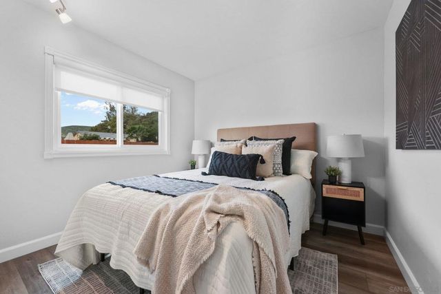 10364 Woodpark Dr, Santee, CA 92071