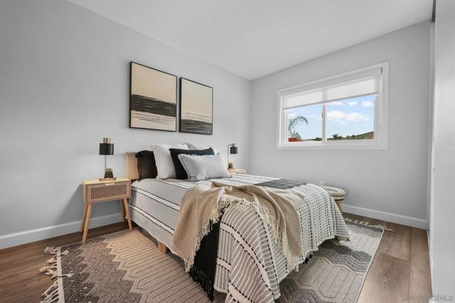 10364 Woodpark Dr, Santee, CA 92071