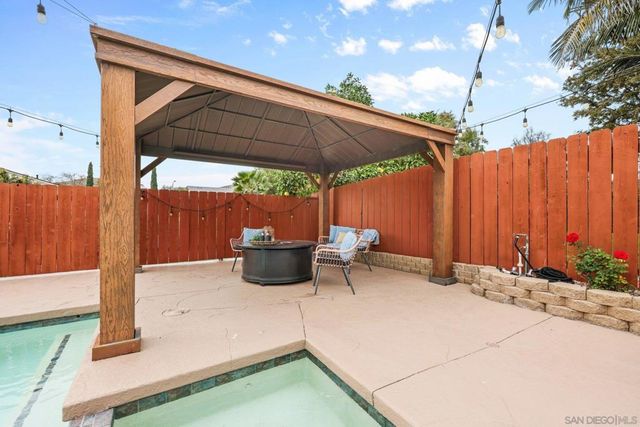 10364 Woodpark Dr, Santee, CA 92071