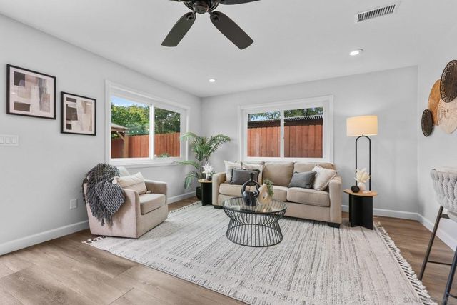 10364 Woodpark Dr, Santee, CA 92071