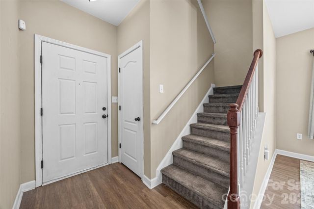 341 Sandy Spring Lane, Lake Wylie, SC 29710