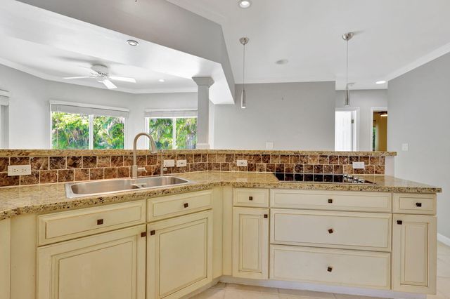 3841 NE 6TH Drive, Boca Raton, FL 33431