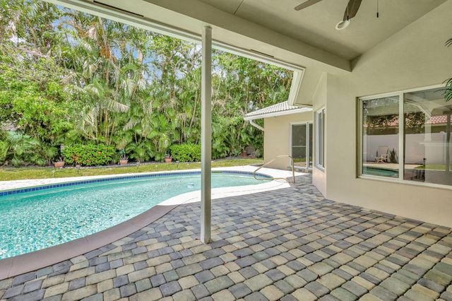 3841 NE 6TH Drive, Boca Raton, FL 33431