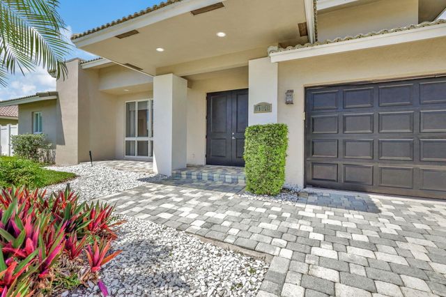 3841 NE 6TH Drive, Boca Raton, FL 33431