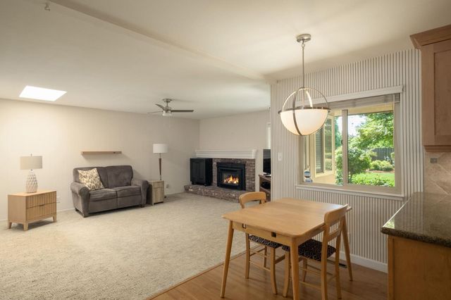 539 E Sample Avenue, Fresno, CA 93710