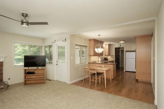 539 E Sample Avenue, Fresno, CA 93710